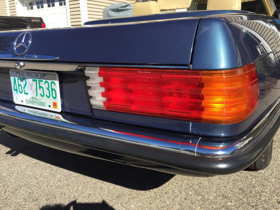 Детали экстерьера Mercedes-Benz 280 SL (R107) 1983 года  (EU) (фото 31 из 120)